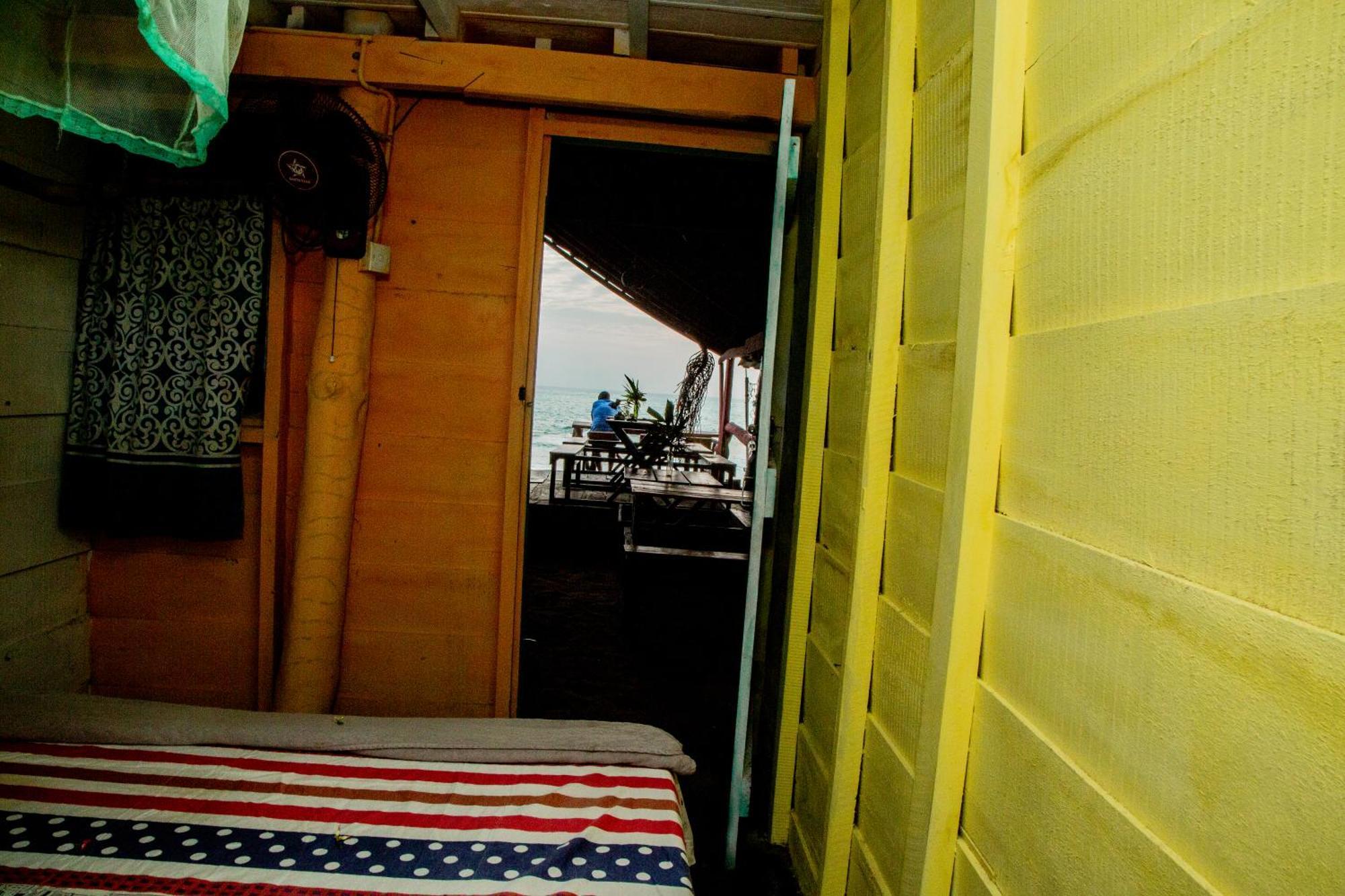 Brother'S Beach Home Boossa Exterior photo