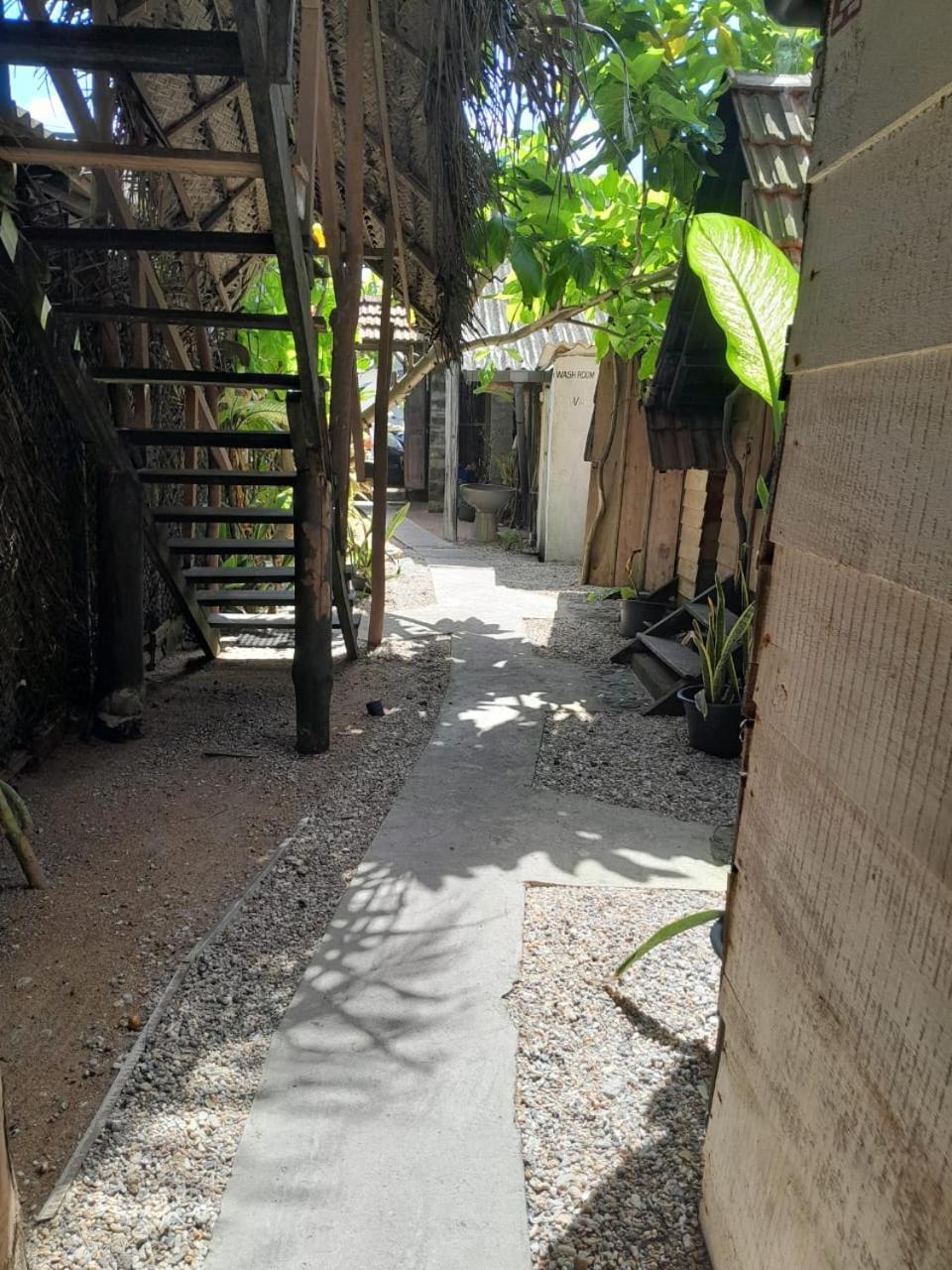 Brother'S Beach Home Boossa Exterior photo